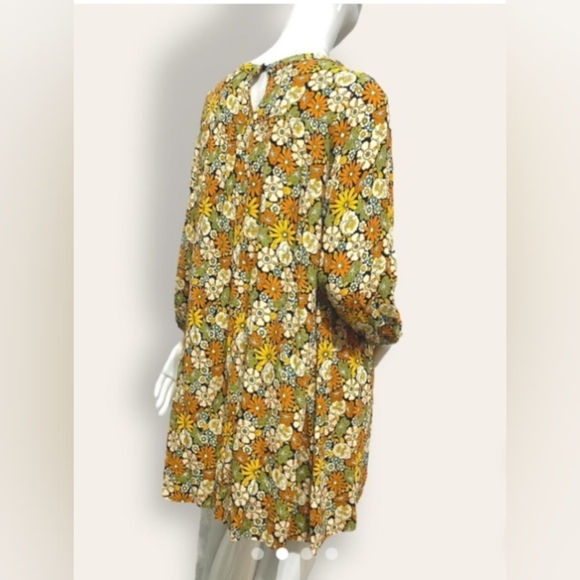 Zara Women's Floral Dress. SIZE 13-14 - Picture 2 of 15